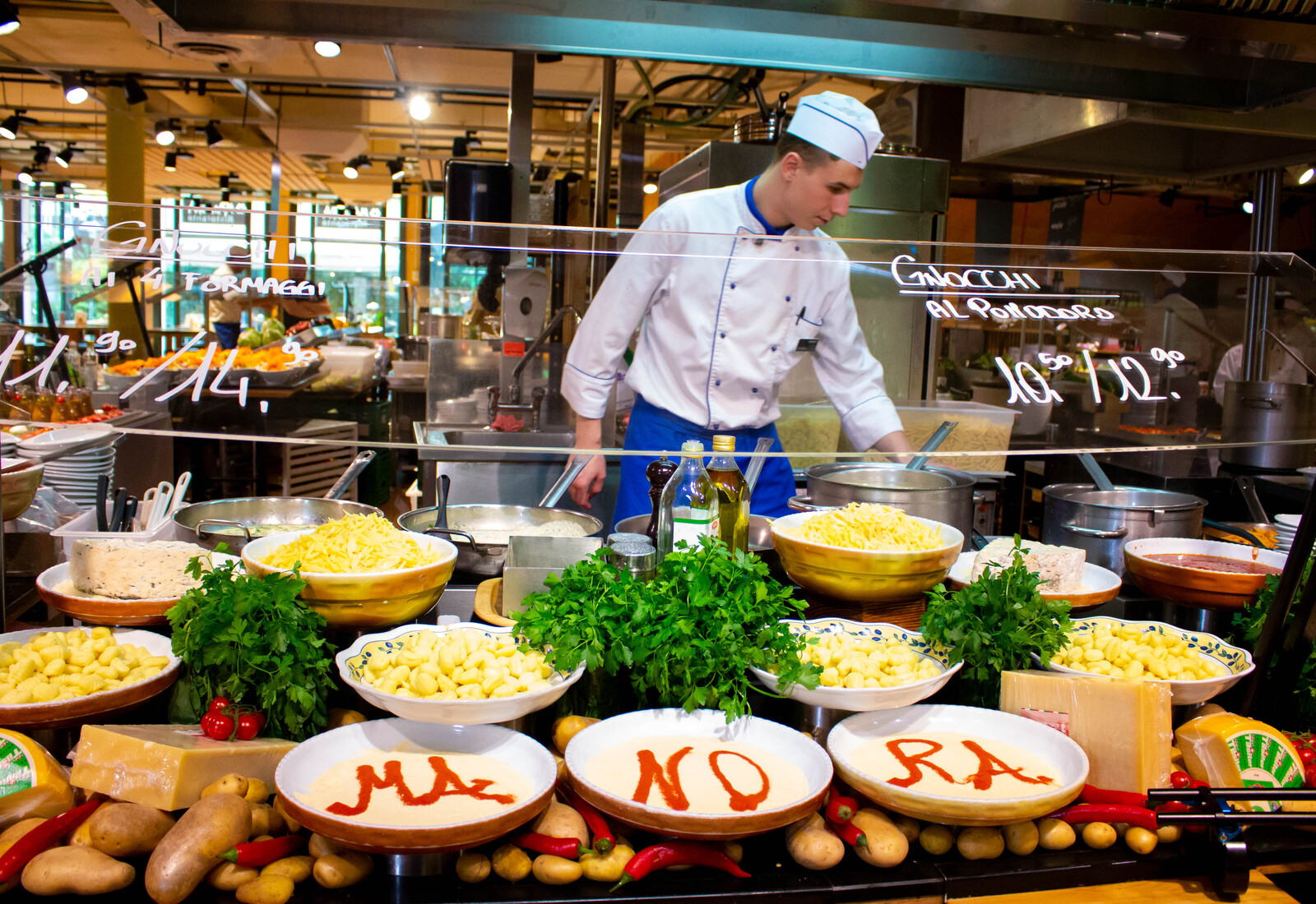 Systemgastronomiefachfrau/-mann EFZ 1